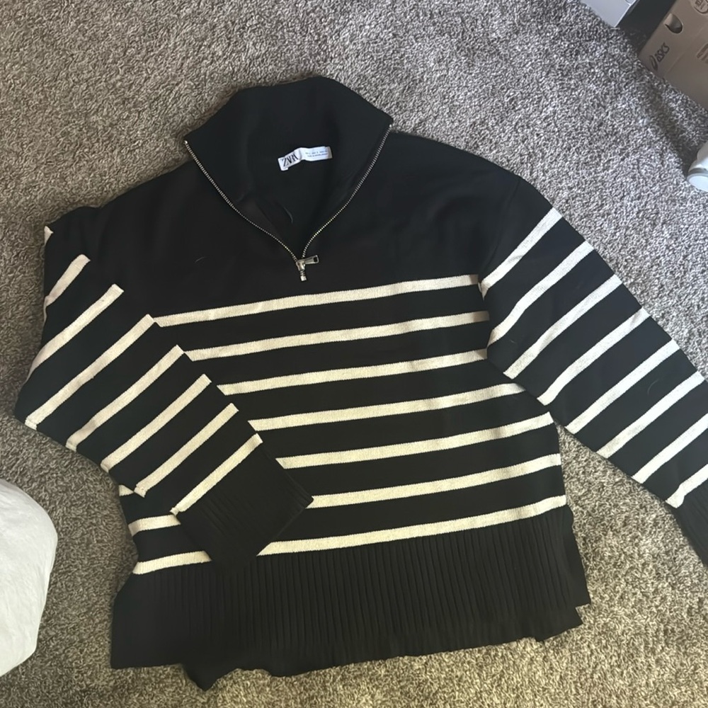 Zara Knit Zip Sweater